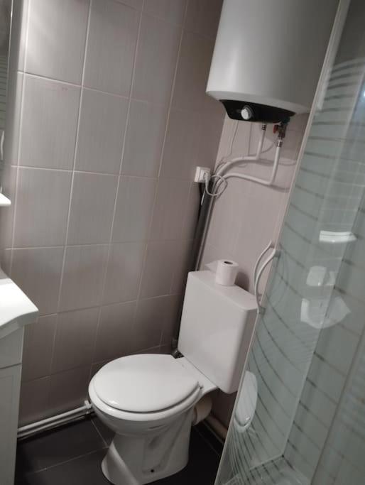 Studio Equipe Proche Aeroport Paris Cdg Daire Vemars Dış mekan fotoğraf